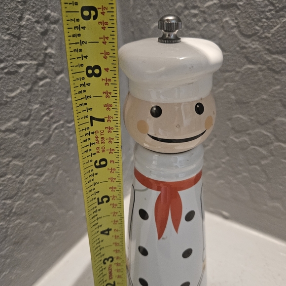 Kamenstein 8.5" Ceramic Happy Chef Cook Pepper Mill Pepper Grinder - Picture 2 of 4